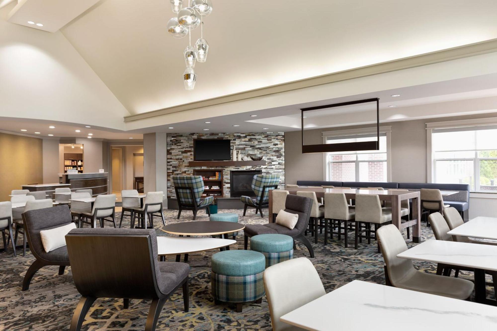 Residence Inn By Marriott Madison West/Middleton Exterior photo