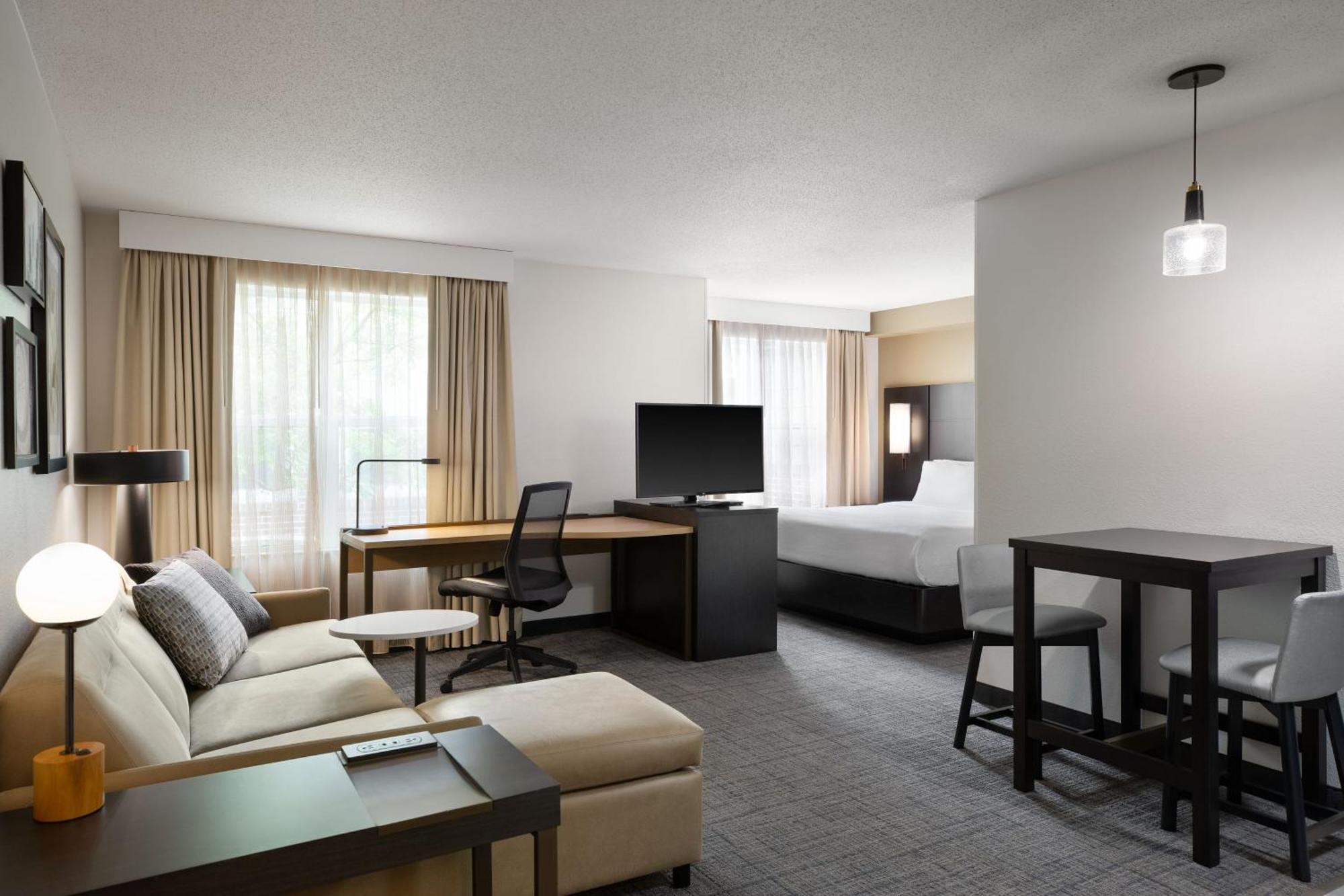 Residence Inn By Marriott Madison West/Middleton Exterior photo