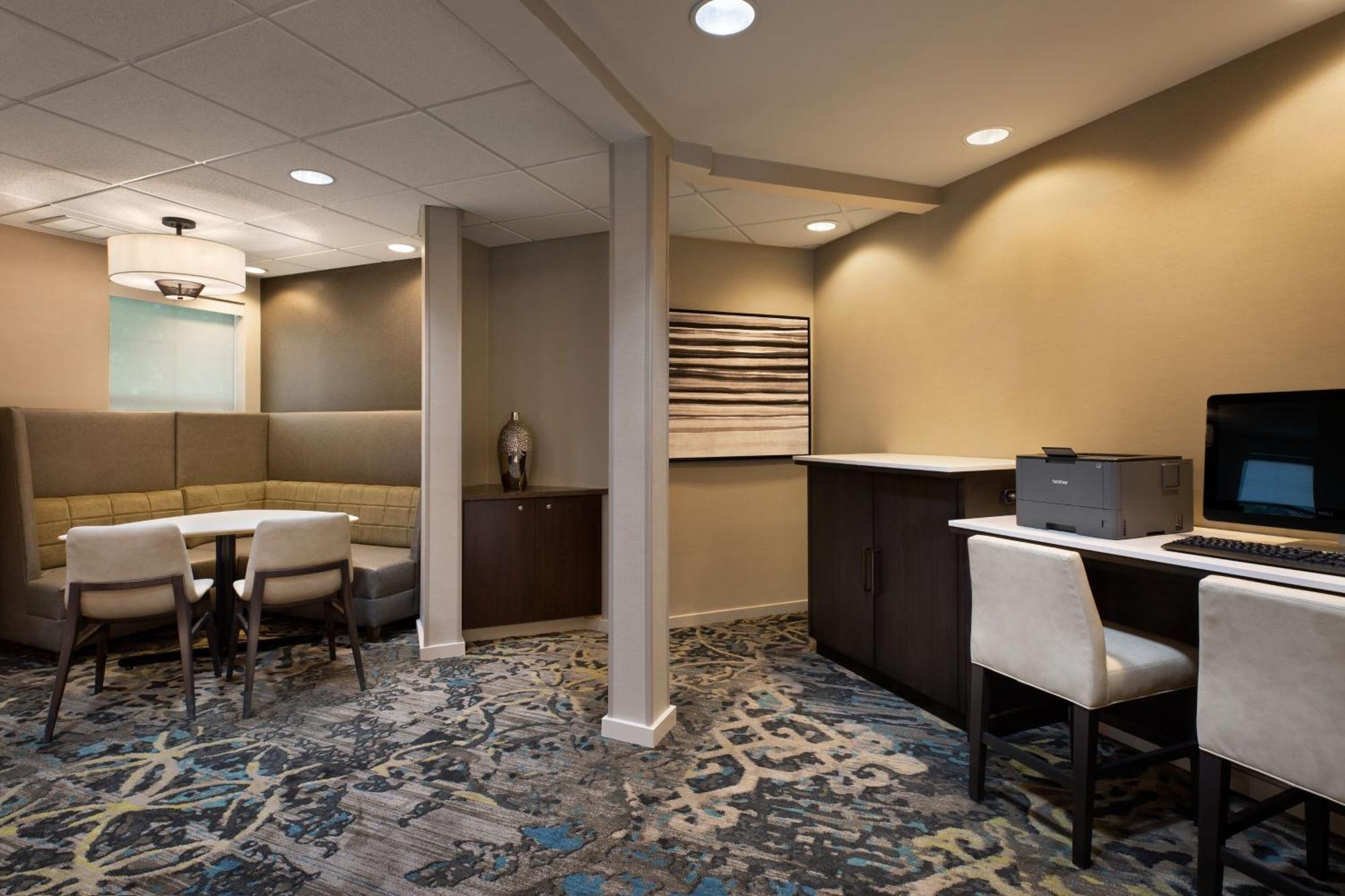 Residence Inn By Marriott Madison West/Middleton Exterior photo