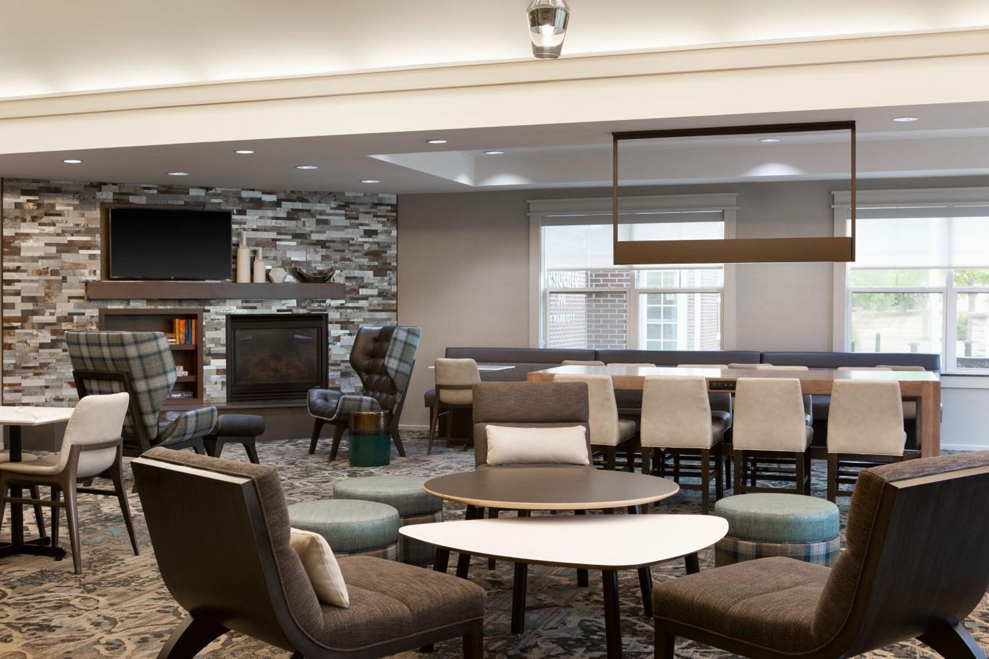 Residence Inn By Marriott Madison West/Middleton Exterior photo